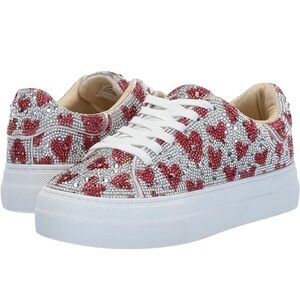NEW IN BOX. Betsey Johnson Women's Sidny Sneaker, Heart, Size 9.